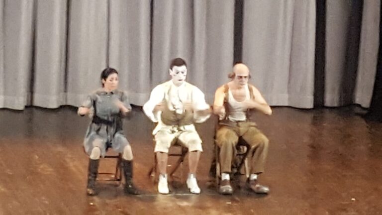 La magia del circo acrobatico per la stagione di prosa di Fasano La magia del circo acrobatico per la stagione di prosa di Fasano - Osservatorio Fasano