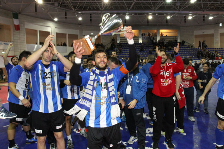 Junior Fasano: la Coppa Italia è tua IL VIDEO - Osservatorio Fasano