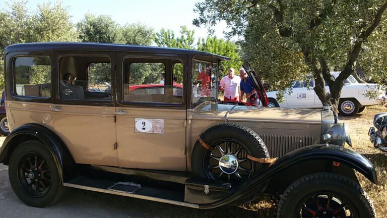 Pezze di Greco tappa del 'XIV Trofeo Bitonto Classic Motors' - Osservatorio Fasano