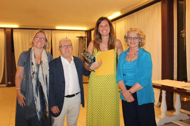 Donne e parole seducono per riflettere al Premio ‘Valerio Gentile’ Donne e parole seducono per riflettere al Premio 'Valerio Gentile' - Osservatorio Fasano
