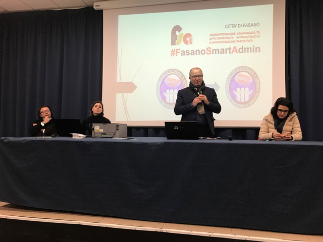 Presentato ‘Sportello Amico’: faciliterà i cittadini di Fasano nel pagamento dei tributi comunali Presentato 'Sportello Amico': faciliterà i cittadini di Fasano nel pagamento dei tributi comunali - Osservatorio Fasano