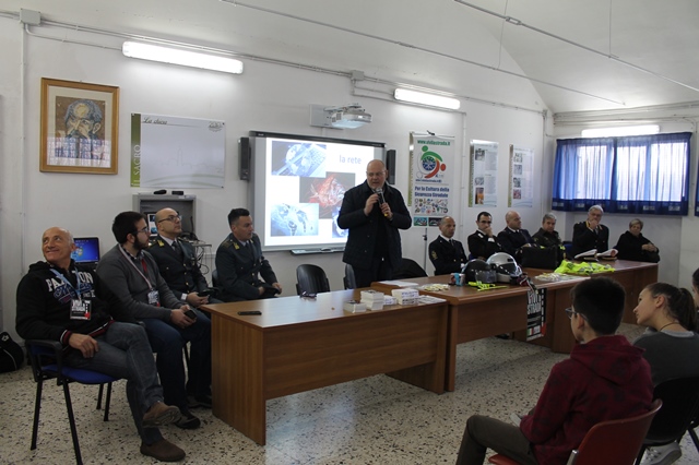 Presentata a Pezze di Greco la terza edizione del progetto ‘Dal Banco alla Strada’ Presentata a Pezze di Greco la terza edizione del progetto 'Dal Banco alla Strada' - Osservatorio Fasano