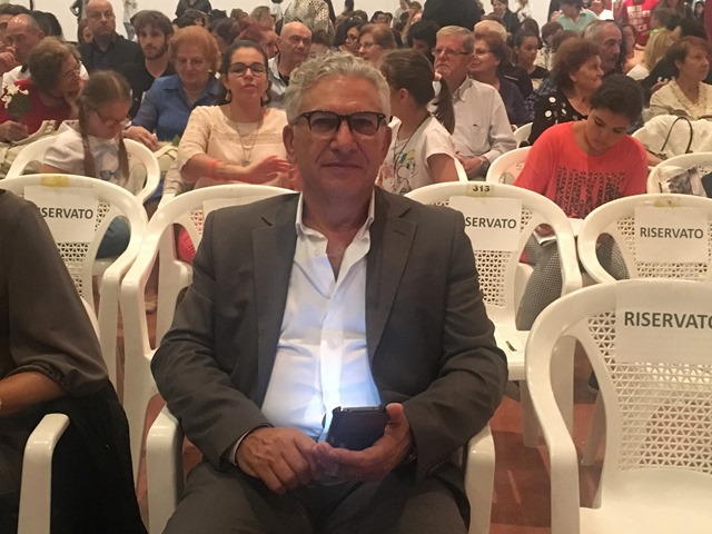 Giallo delle prime classi alla ‘Bianco-Pascoli’ di Fasano: risponde il dirigente Di Gennaro Giallo delle prime classi alla 'Bianco-Pascoli' di Fasano: risponde il dirigente Di Gennaro - Osservatorio Fasano