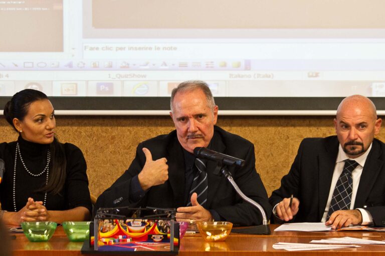 Presentato "DivertImparando": il gioco a quiz per le scuole - Osservatorio Fasano