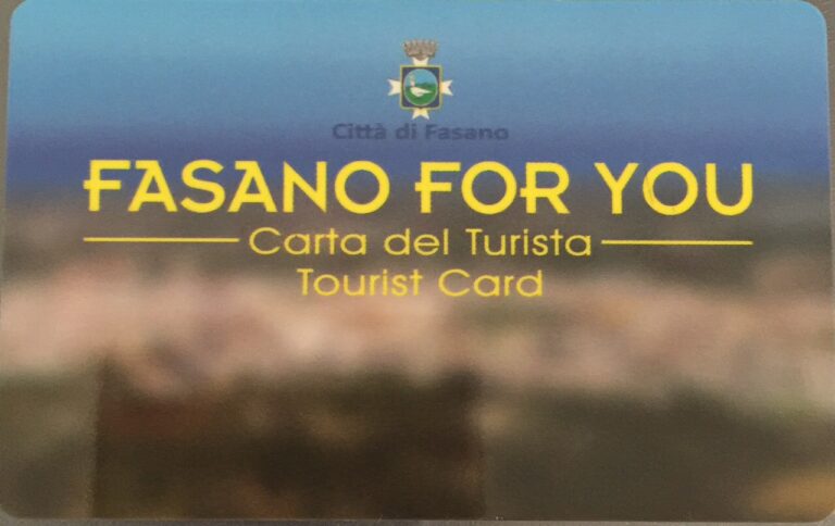 Consegnate a Fasano le 'Card del turista' - Osservatorio Fasano