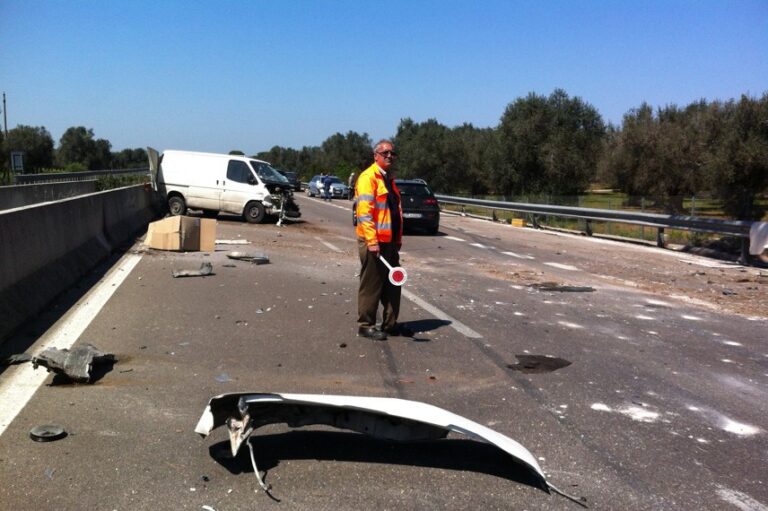 Incidente sulla Lecce-Brindisi: ferito autista fasanese - Osservatorio Fasano