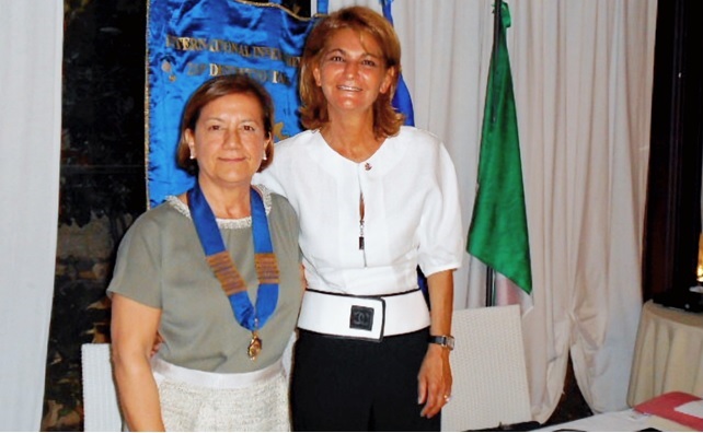 Luisa Sportelli nuova presidente dell’Inner Wheel di Fasano Luisa Sportelli nuova presidente dell'Inner Wheel di Fasano - Osservatorio Fasano