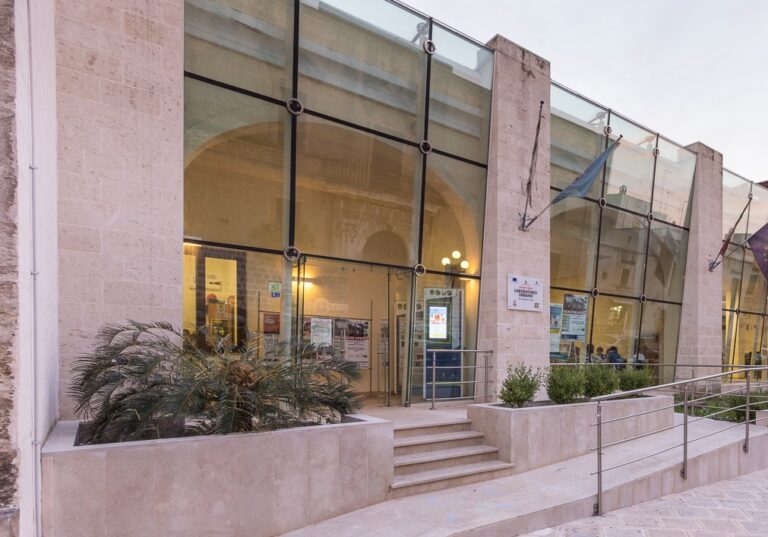 ‘La città incantata’: si premiano a Fasano i vincitori del concorso di scrittura 'La città incantata': si premiano a Fasano i vincitori del concorso di scrittura - Osservatorio Fasano
