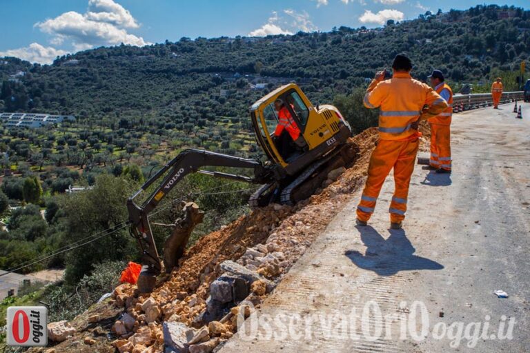 Statale 172: cominciati i lavori per ripristinare il doppio senso di marcia - Osservatorio Fasano