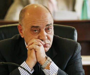 Lello Di Bari annuncia le dimissioni dal consiglio comunale: «Scelta motivata, ma già pronto per le prossime sfide» Lello Di Bari annuncia le dimissioni dal consiglio comunale: «Scelta motivata, ma già pronto per le prossime sfide» - Osservatorio Fasano