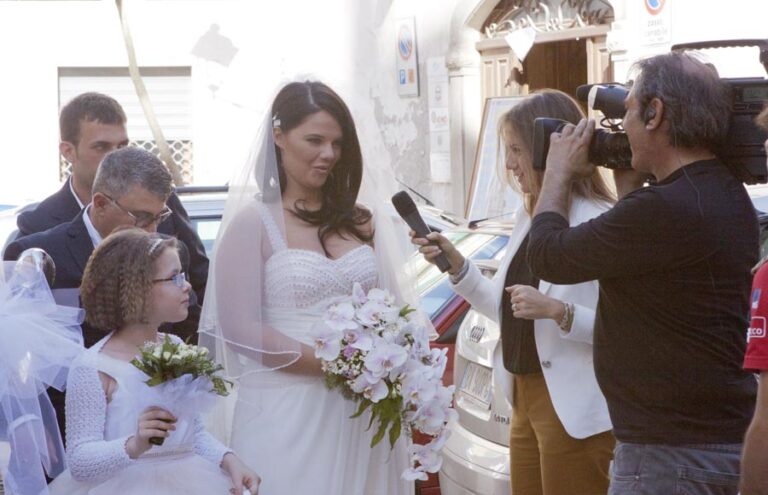 Giovani fasanesi si sposano sotto i riflettori delle telecamere de ‘La vita in diretta’ Giovani fasanesi si sposano sotto i riflettori delle telecamere de 'La vita in diretta' - Osservatorio Fasano