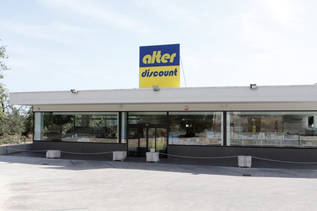 Nessuna violazione edilizia: il supermercato è in regola Nessuna violazione edilizia: il supermercato è in regola - Osservatorio Fasano