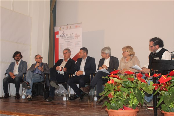 Chiuso con successo il Festival ‘LegalItria’ promosso tra Fasano e Locorotondo VIDEO Chiuso con successo il Festival 'LegalItria' promosso tra Fasano e Locorotondo VIDEO - Osservatorio Fasano