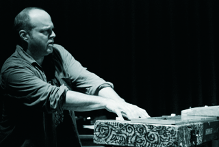 Fasanomusica in jazz: John Medeski per un omaggio esclusivo a Ennio Morricone Fasanomusica in jazz: John Medeski per un omaggio esclusivo a Ennio Morricone - Osservatorio Fasano