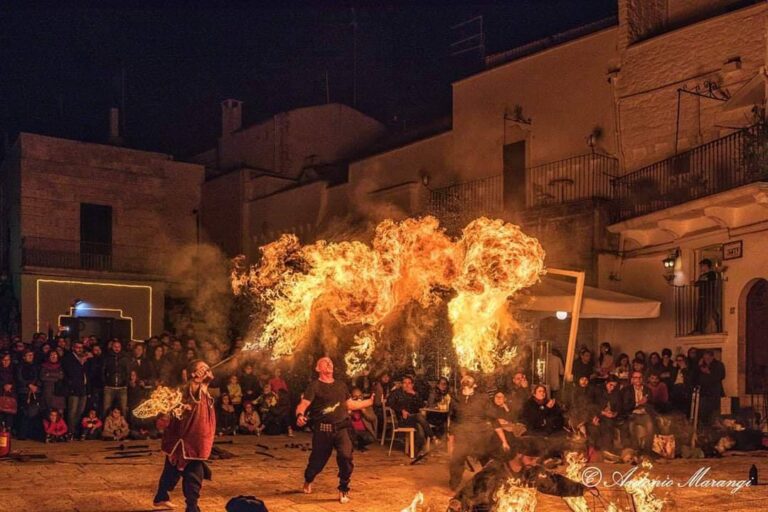 Menti Ardenti presenti alla seconda edizione di Borgo Infuocato - Osservatorio Fasano