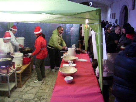 Tre domeniche con i mercatini natalizi a Pezze di Greco e Fasano Tre domeniche con i mercatini natalizi a Pezze di Greco e Fasano - Osservatorio Fasano