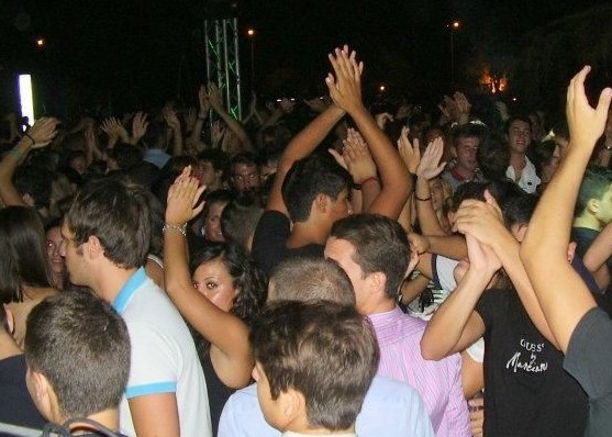 A giorni nuove regole più rigide per la ‘movida’ a Fasano A giorni nuove regole più rigide per la 'movida' a Fasano - Osservatorio Fasano