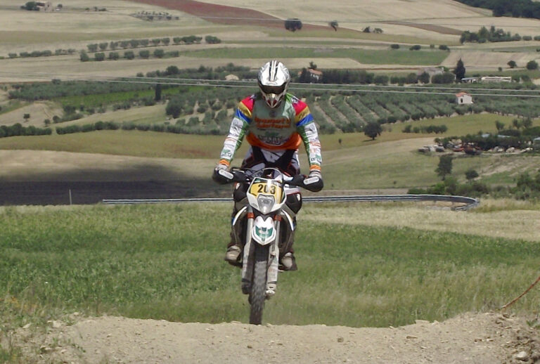 A Castelnuovo Nunzio Schena giunge secondo ma mantiene la testa della classifica regionale A Castelnuovo Nunzio Schena giunge secondo ma mantiene la testa della classifica regionale - Osservatorio Fasano