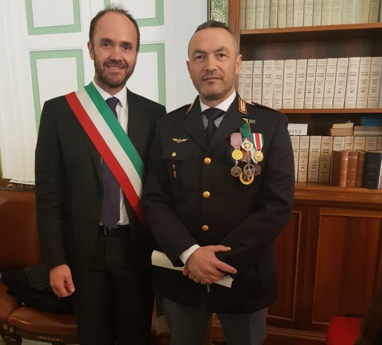 Onorificenze importanti per due fasanesi consegnate a Brindisi Onorificenze importanti per due fasanesi consegnate a Brindisi - Osservatorio Fasano