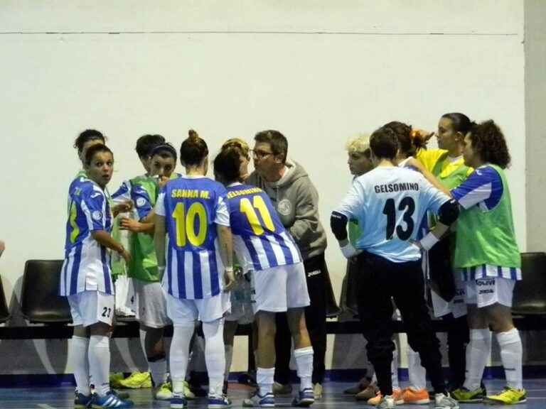 Real five Fasano: immeritato ko a Locri Real five Fasano: immeritato ko a Locri - Osservatorio Fasano