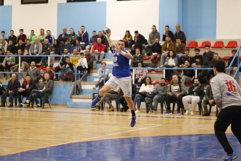 Derby amaro per la Junior Fasano: il Conversano vince e sorpassa - Osservatorio Fasano