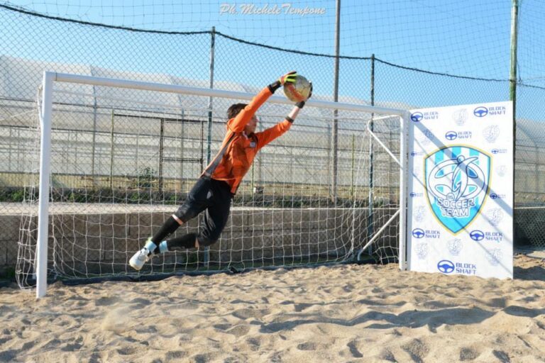 Alla scuola portieri della Bs Soccer Team Fasano arriva Davide Leone - Osservatorio Fasano