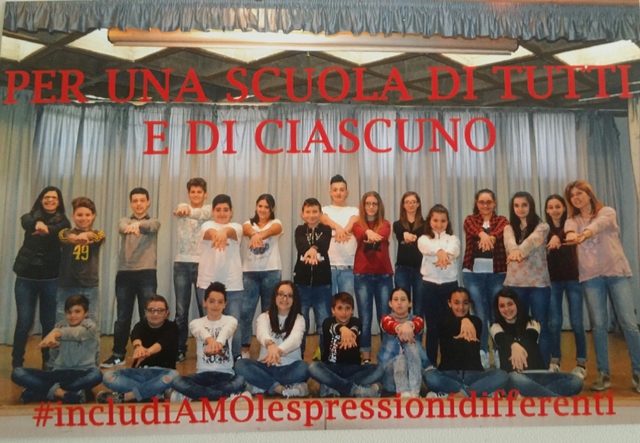 Alla Bianco-Pascoli di Fasano protagonista anche la lingua dei segni Alla Bianco-Pascoli di Fasano protagonista anche la lingua dei segni - Osservatorio Fasano
