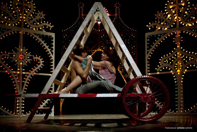 ‘Romeo e Giulietta’: un classico in chiave moderna per la stagione di prosa - Osservatorio Fasano
