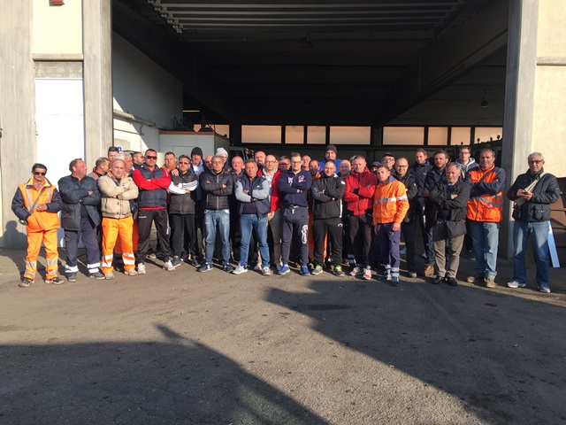 Sciopero rientrato dei lavoratori Tradeco di Fasano: ore contate per l’azienda altamurana Sciopero rientrato dei lavoratori Tradeco di Fasano: ore contate per l'azienda altamurana - Osservatorio Fasano
