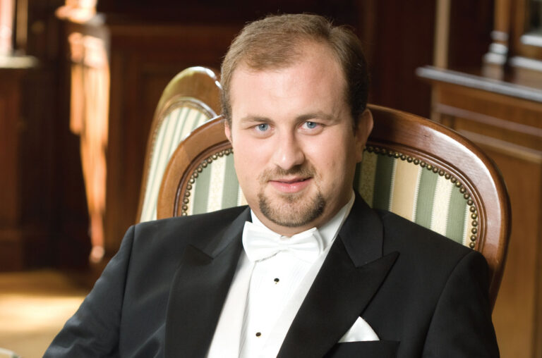 Il pianista polacco Marian Sobula nel concerto domenicale di Fasanomusica - Osservatorio Fasano