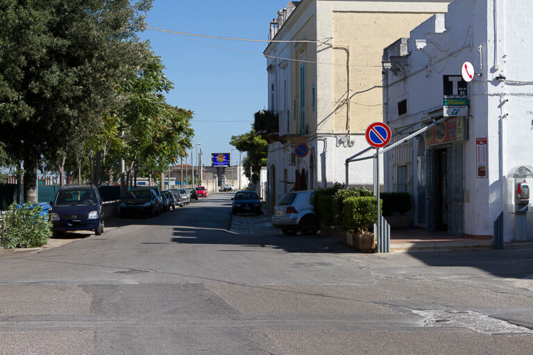 Strage di multe per divieto di sosta alla stazione ferroviaria - Osservatorio Fasano