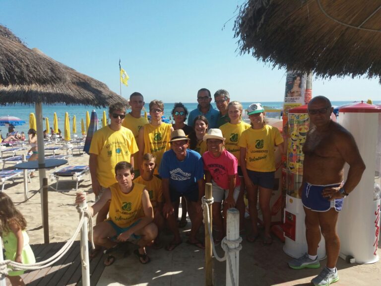 Campo estivo di Swimtrekking a Torre Canne con Legambiente Campo estivo di Swimtrekking a Torre Canne con Legambiente - Osservatorio Fasano