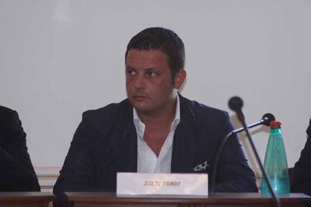 Strade di Fasano e Pezze di Greco al buio: il consigliere uscente Zizzi scrive al commissario Strade di Fasano e Pezze di Greco al buio: il consigliere uscente Zizzi scrive al commissario - Osservatorio Fasano