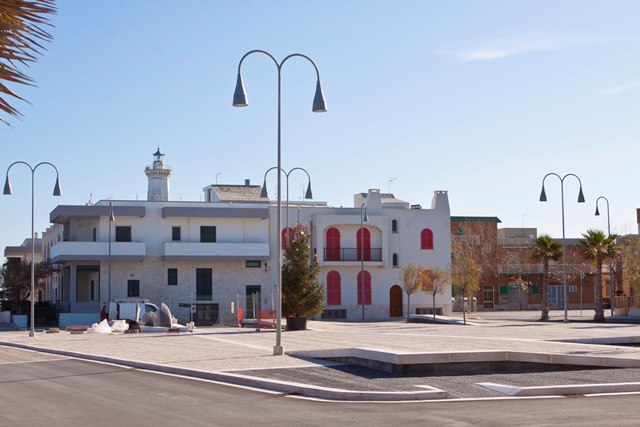 Torre Canne terra abbandonata: petizione inviata a Prefetto e sindaco Di Bari Torre Canne terra abbandonata: petizione inviata a Prefetto e sindaco Di Bari - Osservatorio Fasano