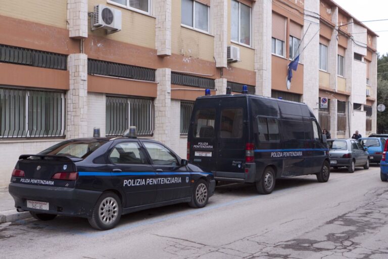 Trasferimento di uffici comunali da piazza Ciaia all’ex tribunale: se ne torna a parlare Trasferimento di uffici comunali da piazza Ciaia all'ex tribunale: se ne torna a parlare - Osservatorio Fasano