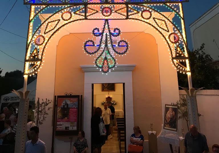 Grande successo a Pezze Vicine per la festa in onore di Sant’Antonio Grande successo a Pezze Vicine per la festa in onore di Sant'Antonio - Osservatorio Fasano