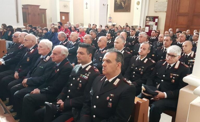 Virgo Fidelis a Brindisi: presente anche il ‘Da Vinci’ di Fasano Virgo Fidelis a Brindisi: presente anche il 'Da Vinci' di Fasano - Osservatorio Fasano