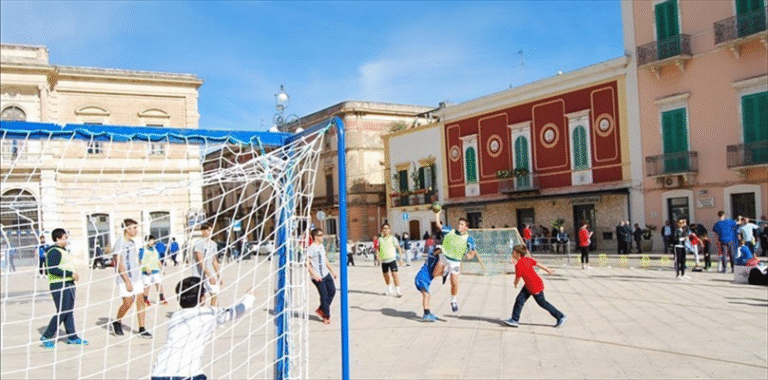 Domenica 23 settembre in piazza Ciaia l’Open Day dell’Acqua & Sapone Junior Fasano Domenica 23 settembre in piazza Ciaia l'Open Day dell'Acqua & Sapone Junior Fasano - Osservatorio Fasano