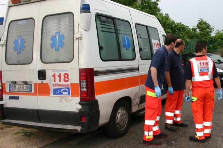 Scivola e cade dal balcone: 57enne ricoverata al ‘Vito Fazzi’ di Lecce Scivola e cade dal balcone: 57enne ricoverata al 'Vito Fazzi' di Lecce - Osservatorio Fasano