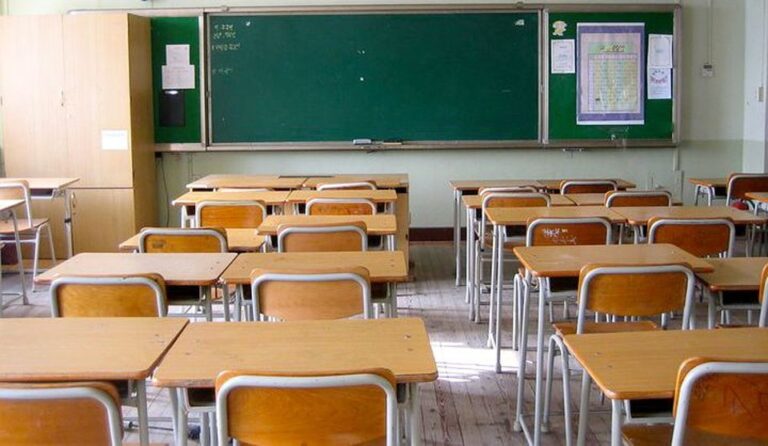 Approntato il calendario scolastico 2016-2017: a scuola il 12 settembre Approntato il calendario scolastico 2016-2017: a scuola il 12 settembre - Osservatorio Fasano