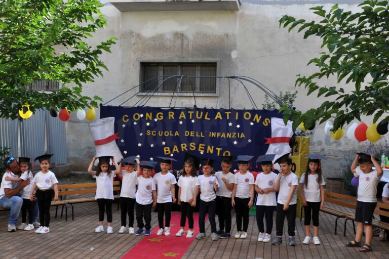 Consegnati i diplomi alla scuola dell'infanzia Barsento - Osservatorio Fasano