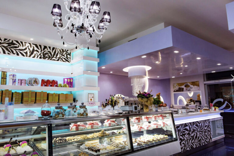 Gli auguri pasquali della Pasticceria Vinci Gli auguri pasquali della Pasticceria Vinci - Osservatorio Fasano