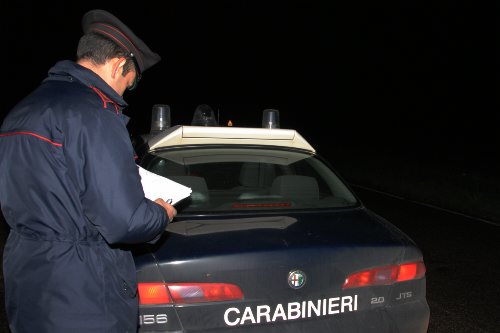 Ritrovata l’auto rubata all’imprenditore svizzero rapinato a Pezze di Greco Ritrovata l'auto rubata all'imprenditore svizzero rapinato a Pezze di Greco - Osservatorio Fasano