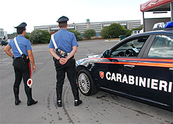 Rapina Ovs: il rapinatore aveva un complice Rapina Ovs: il rapinatore aveva un complice - Osservatorio Fasano