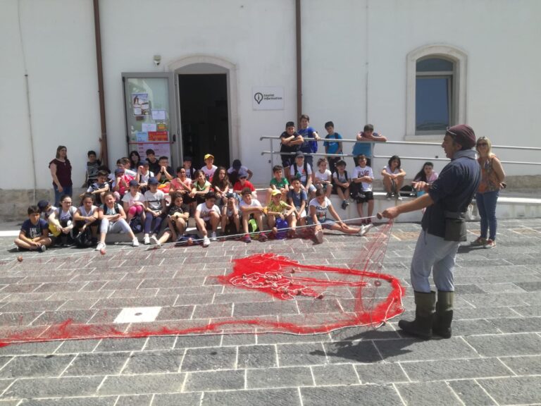 Ripartono le escursioni al Faro di Torre Canne per le scolaresche di Fasano - Osservatorio Fasano