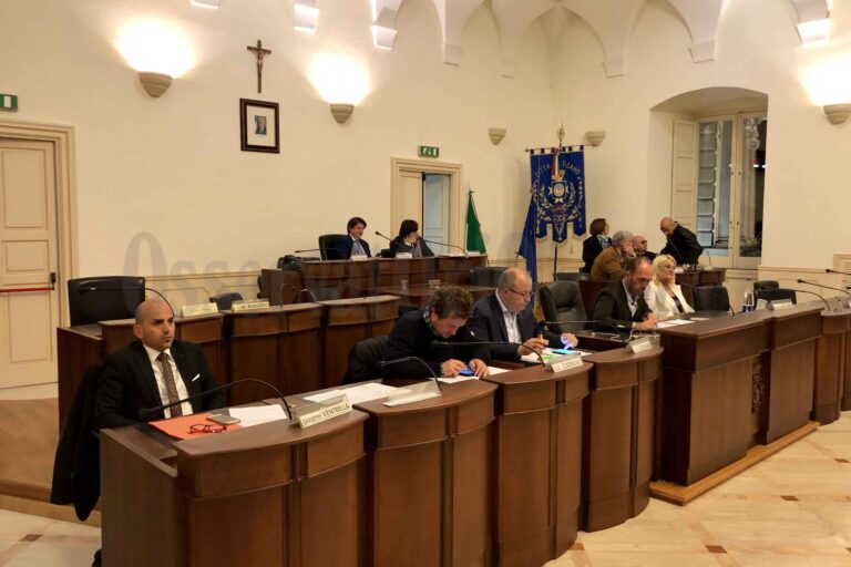 Consiglio Comunale: approvato il nuovo regolamento dehors e il rendiconto finanziario Consiglio Comunale: approvato il nuovo regolamento dehors e il rendiconto finanziario - Osservatorio Fasano