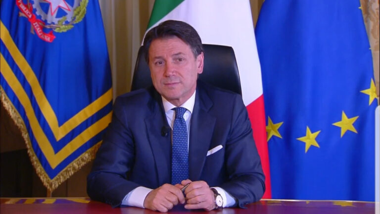 Il Premier Conte annuncia la chiusura delle attività commerciali Il Premier Conte annuncia la chiusura delle attività commerciali - Osservatorio Fasano