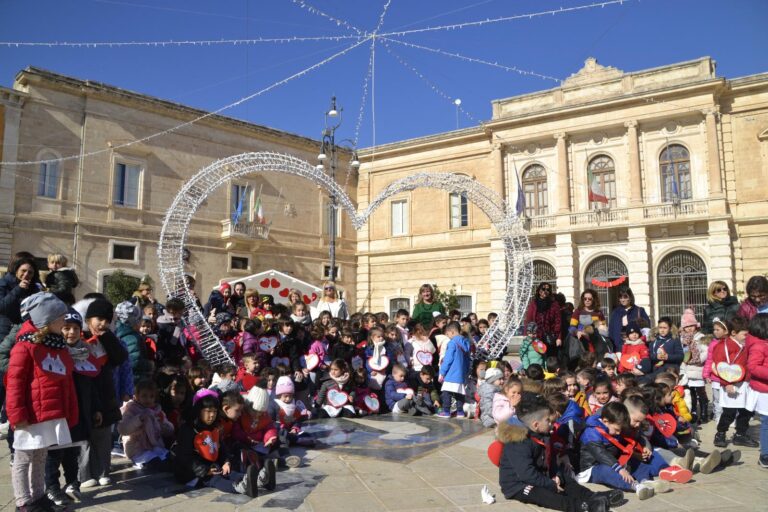I bambini disegnano Fasano I bambini disegnano Fasano - Osservatorio Fasano