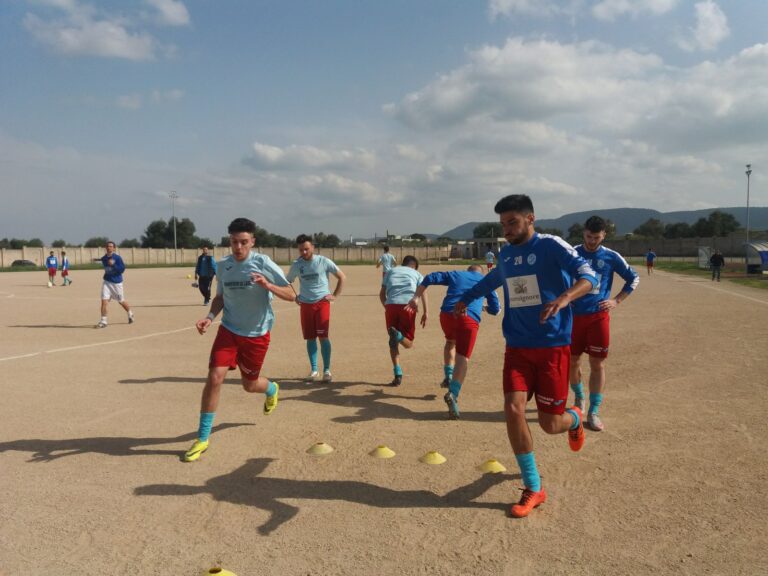 Atletico Pezze bello ma non troppo: finisce in parità contro l’Acquaviva Atletico Pezze bello ma non troppo: finisce in parità contro l'Acquaviva - Osservatorio Fasano
