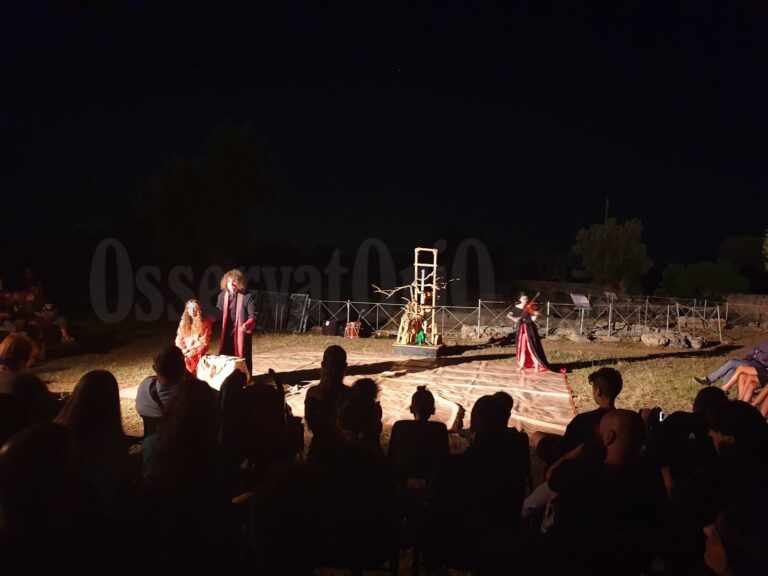 Festival Ad Theatrum: Alcesti e Tefteri ad Egnazia Festival Ad Theatrum: Alcesti e Tefteri ad Egnazia - Osservatorio Fasano